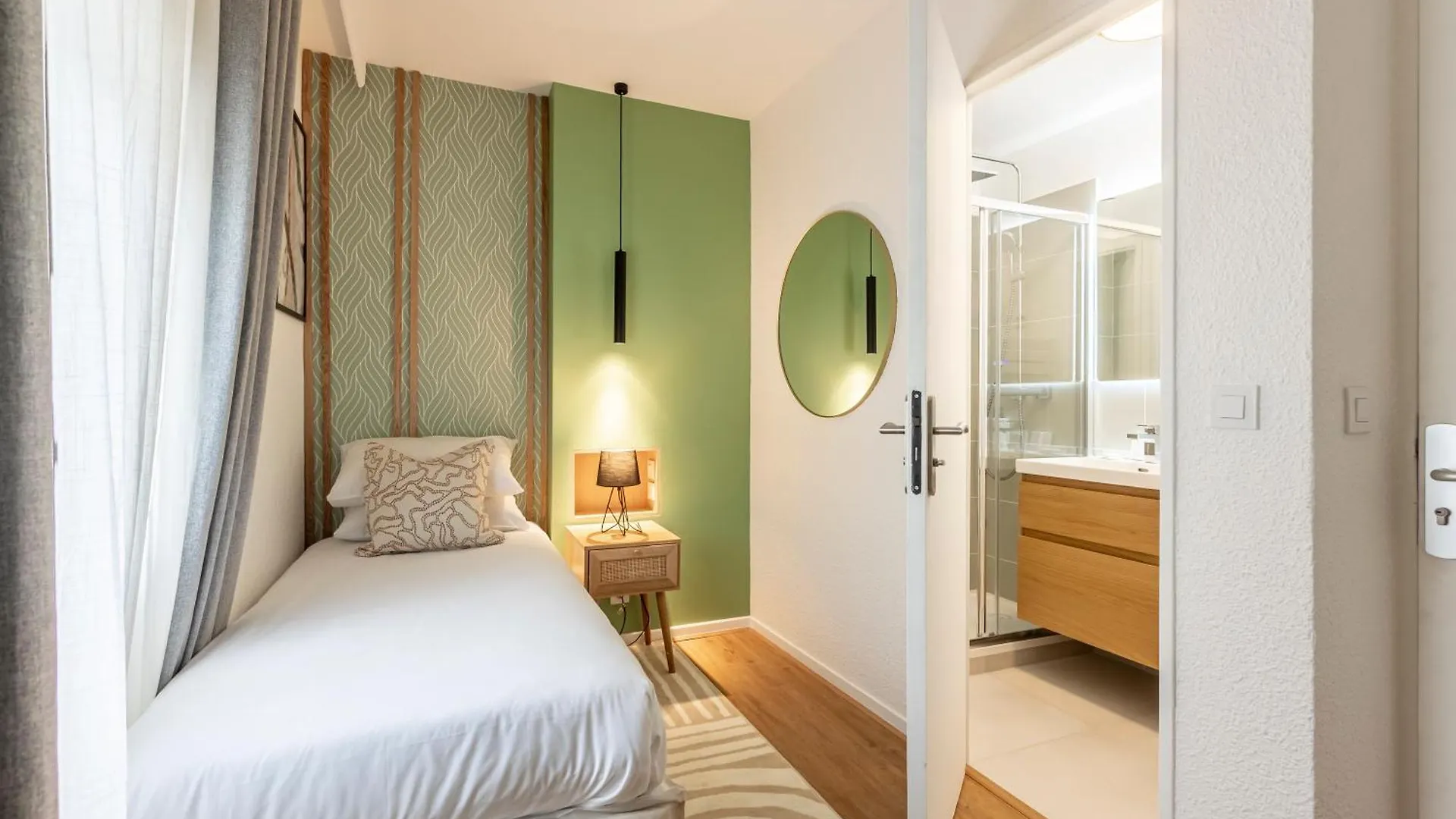 Le Bastille By Sweett Paris Hotel
