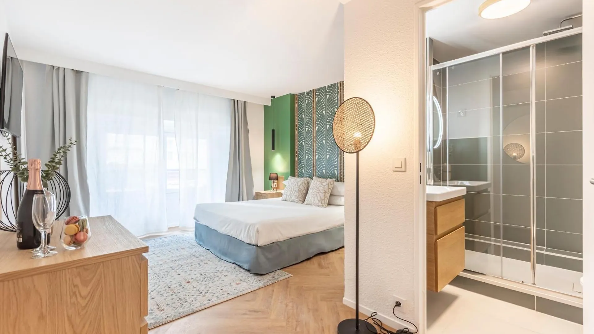 Le Bastille By Sweett Paris