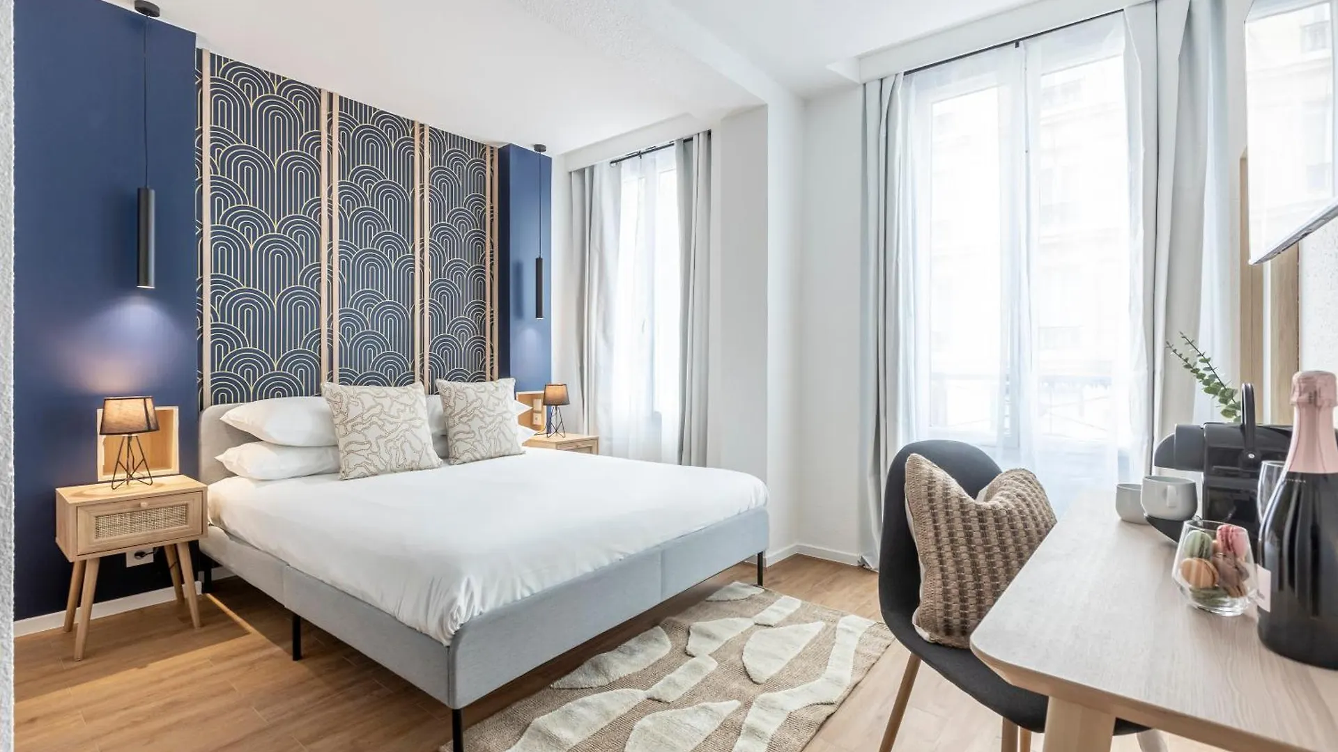 *** Hotel Le Bastille By Sweett Paris France