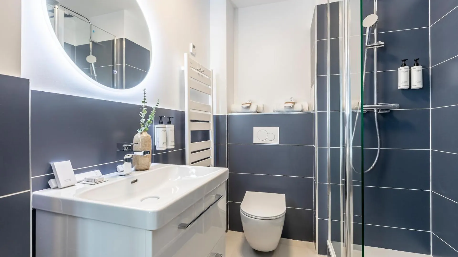 *** Hotel Le Bastille By Sweett Paris France